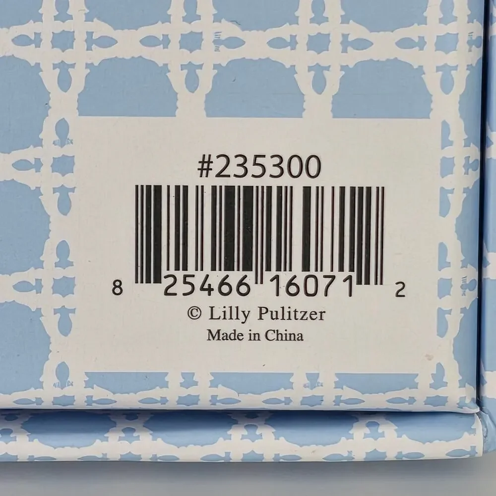 LILLY PULITZER PALM TREE GPS TAG HOLDER – AIRTAG COMPATIBLE – TRAVEL ACCESSORY